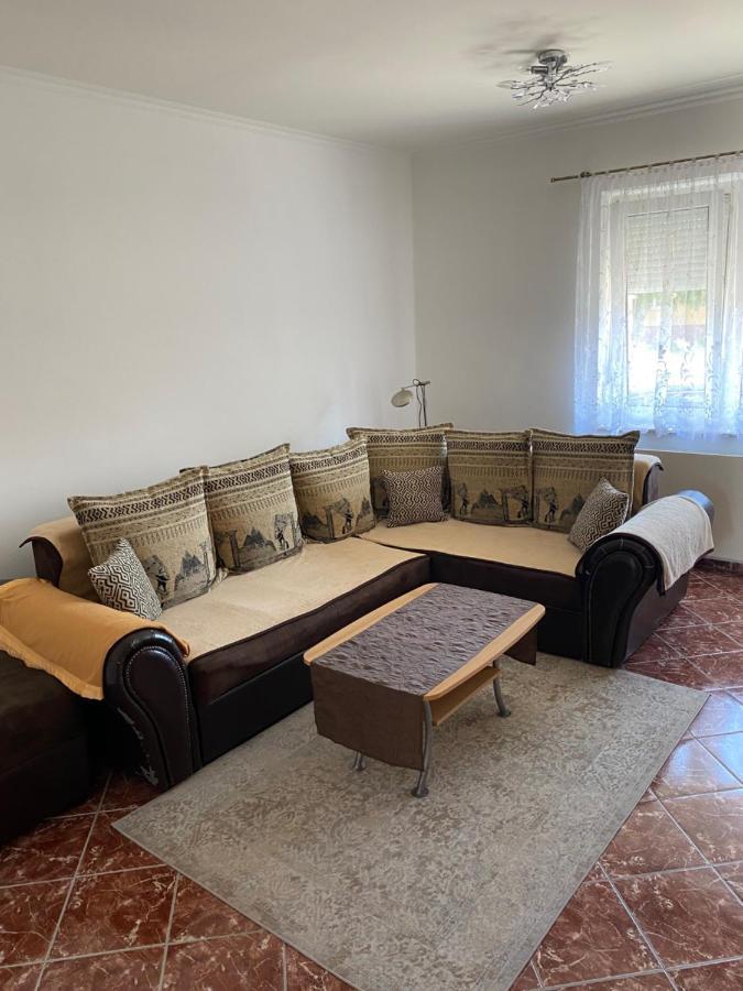 Villa House Damado Deluxe Otteveny Exterior foto